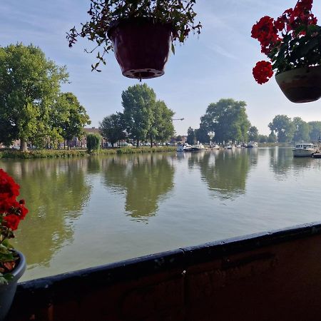 De Logeerboot Dordrecht Bed & Breakfast Dış mekan fotoğraf