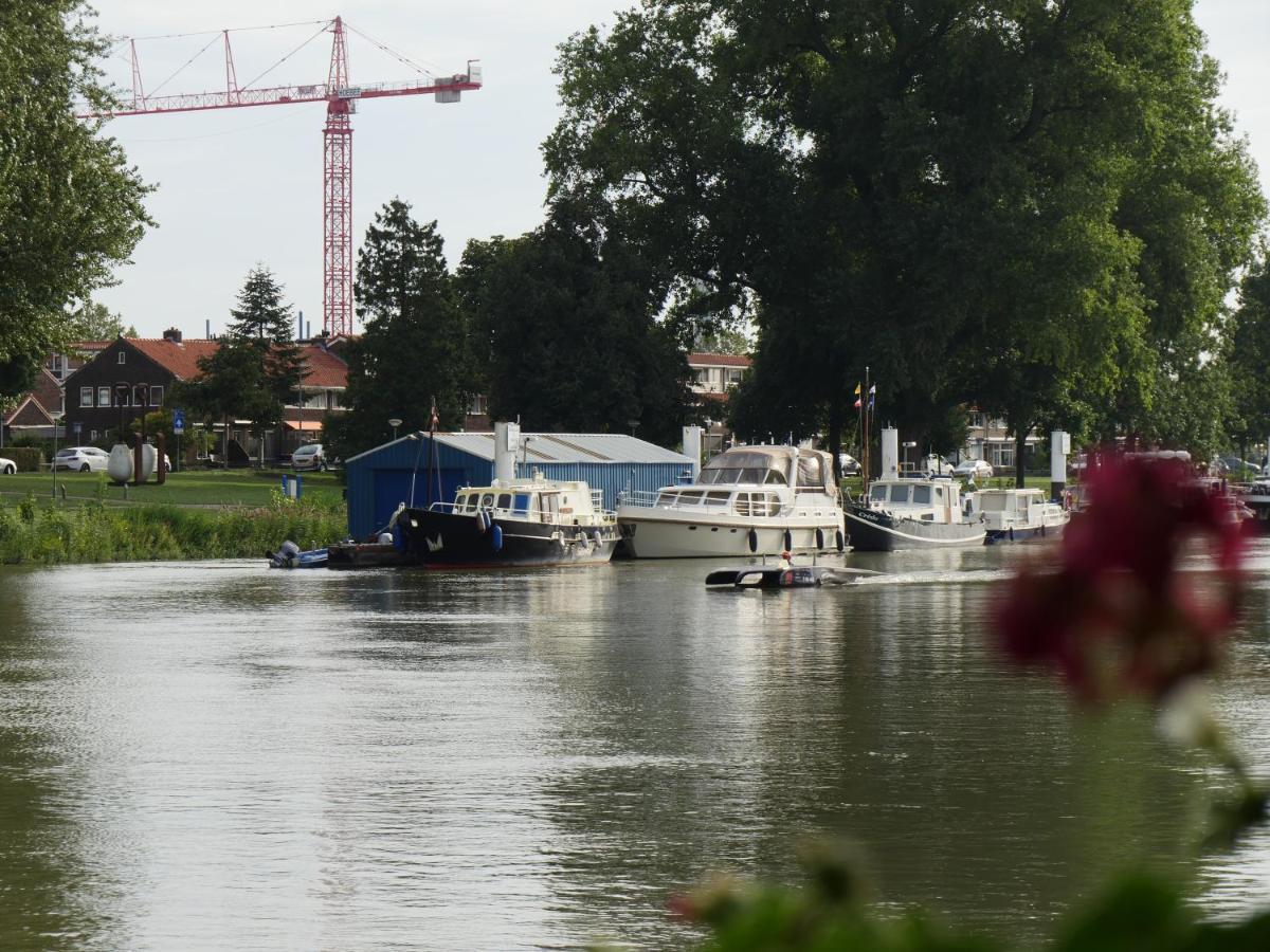 De Logeerboot Dordrecht Bed & Breakfast Dış mekan fotoğraf