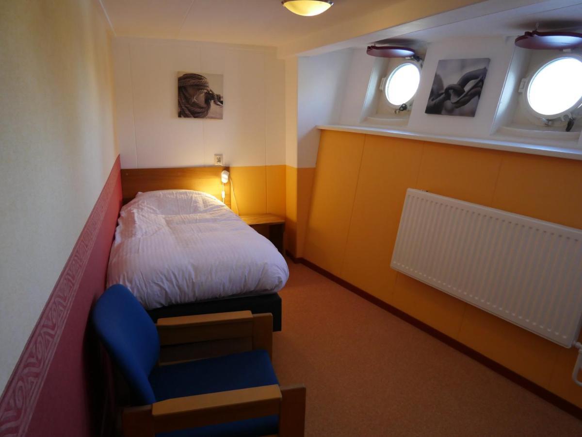 De Logeerboot Dordrecht Bed & Breakfast Dış mekan fotoğraf