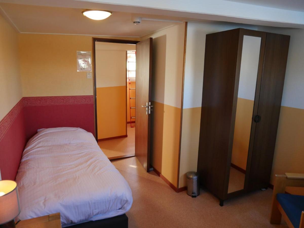 De Logeerboot Dordrecht Bed & Breakfast Dış mekan fotoğraf
