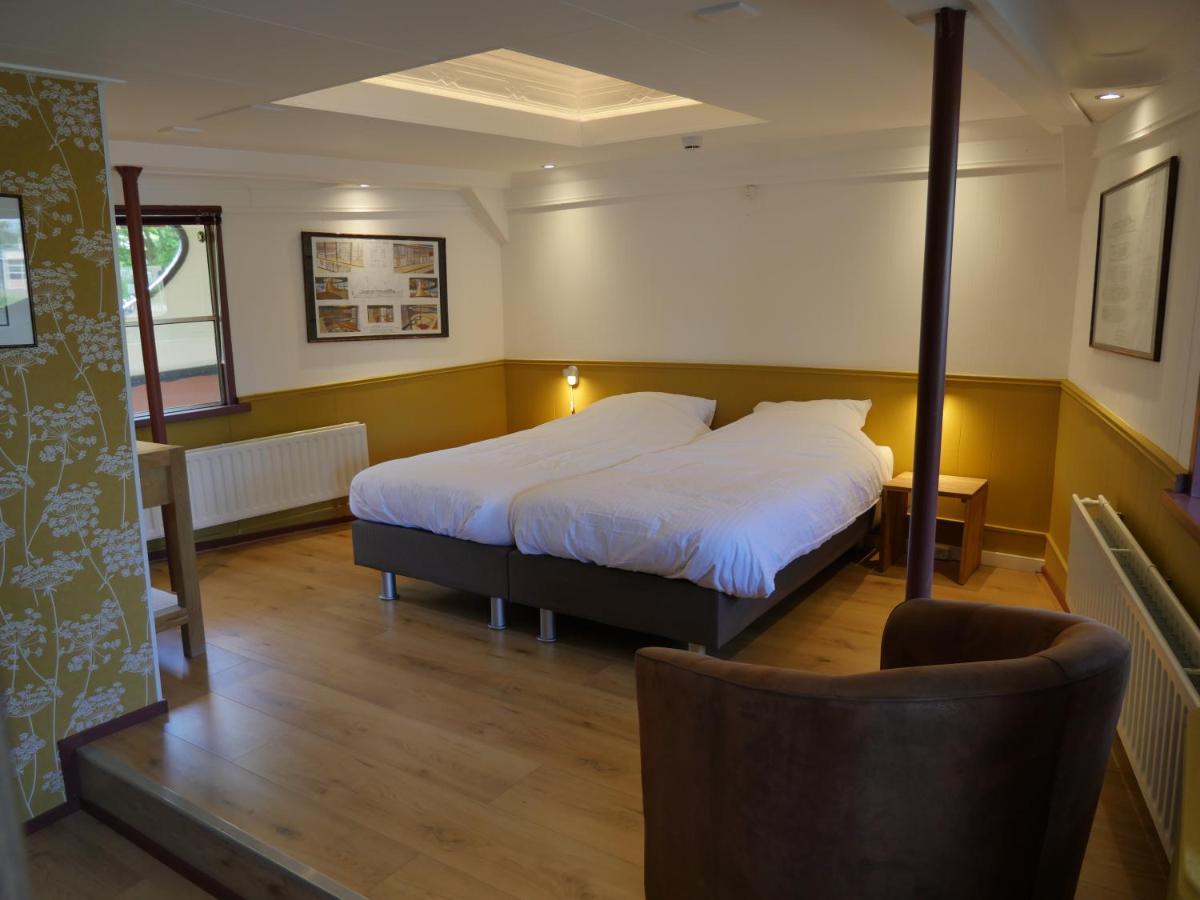 De Logeerboot Dordrecht Bed & Breakfast Dış mekan fotoğraf