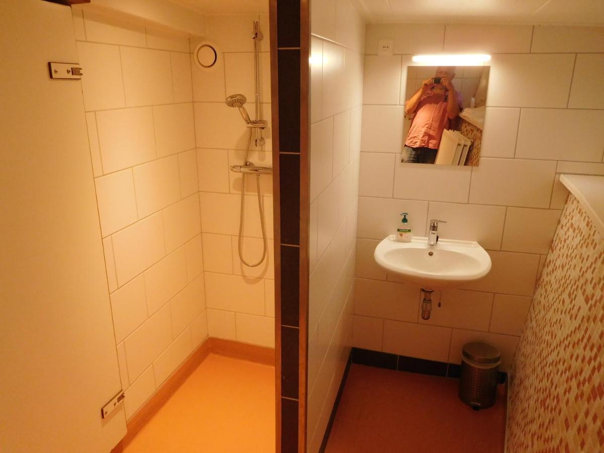 De Logeerboot Dordrecht Bed & Breakfast Dış mekan fotoğraf